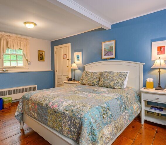 beautiful guest rooms at brass lantern inn with fireplace