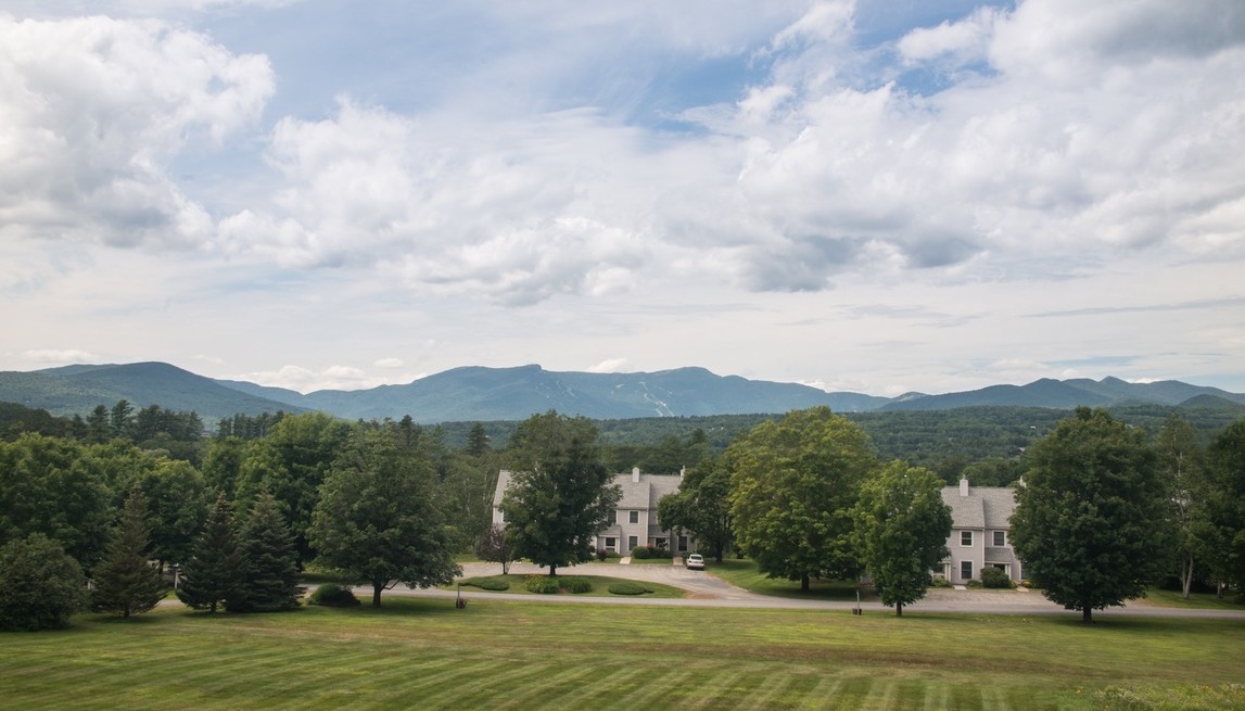 mount mansfield view from brass lantern inn